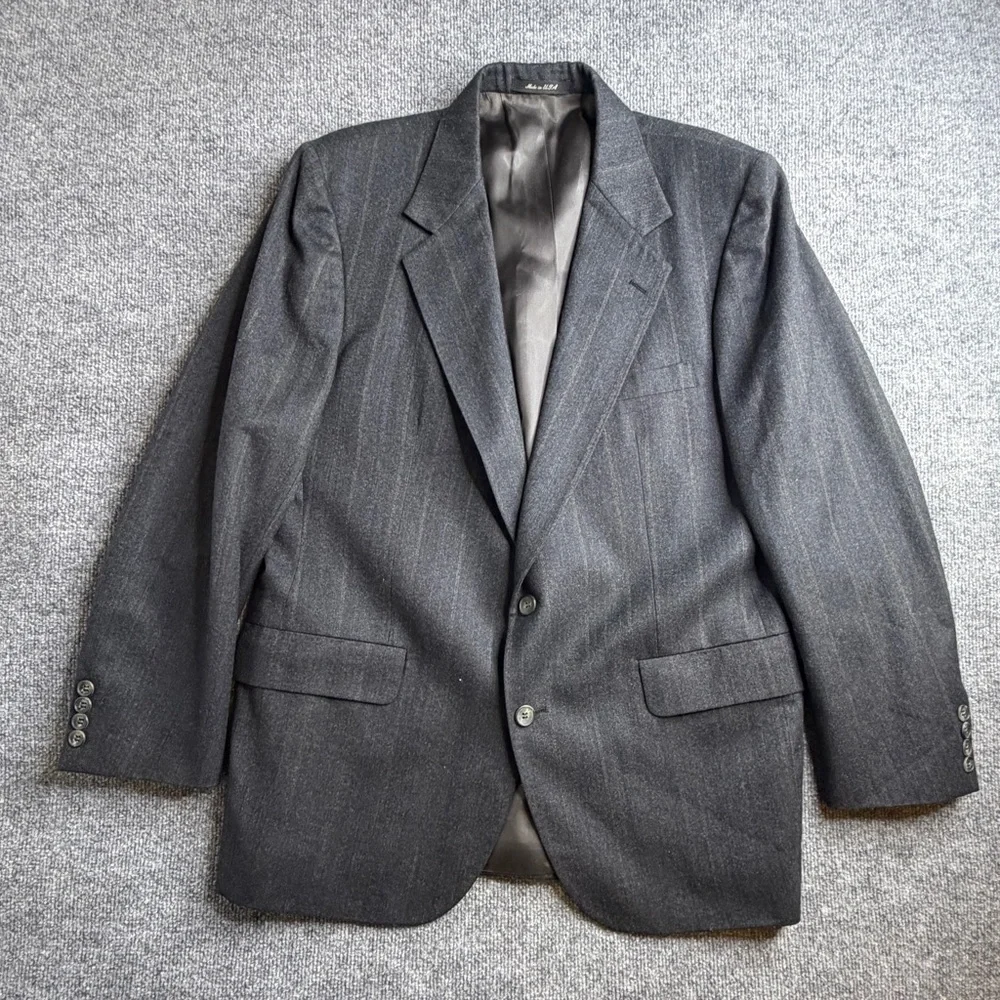Stanley Blacker Gray Made In USA Sport Coat Jacket Length 30 Arm To Pit 20